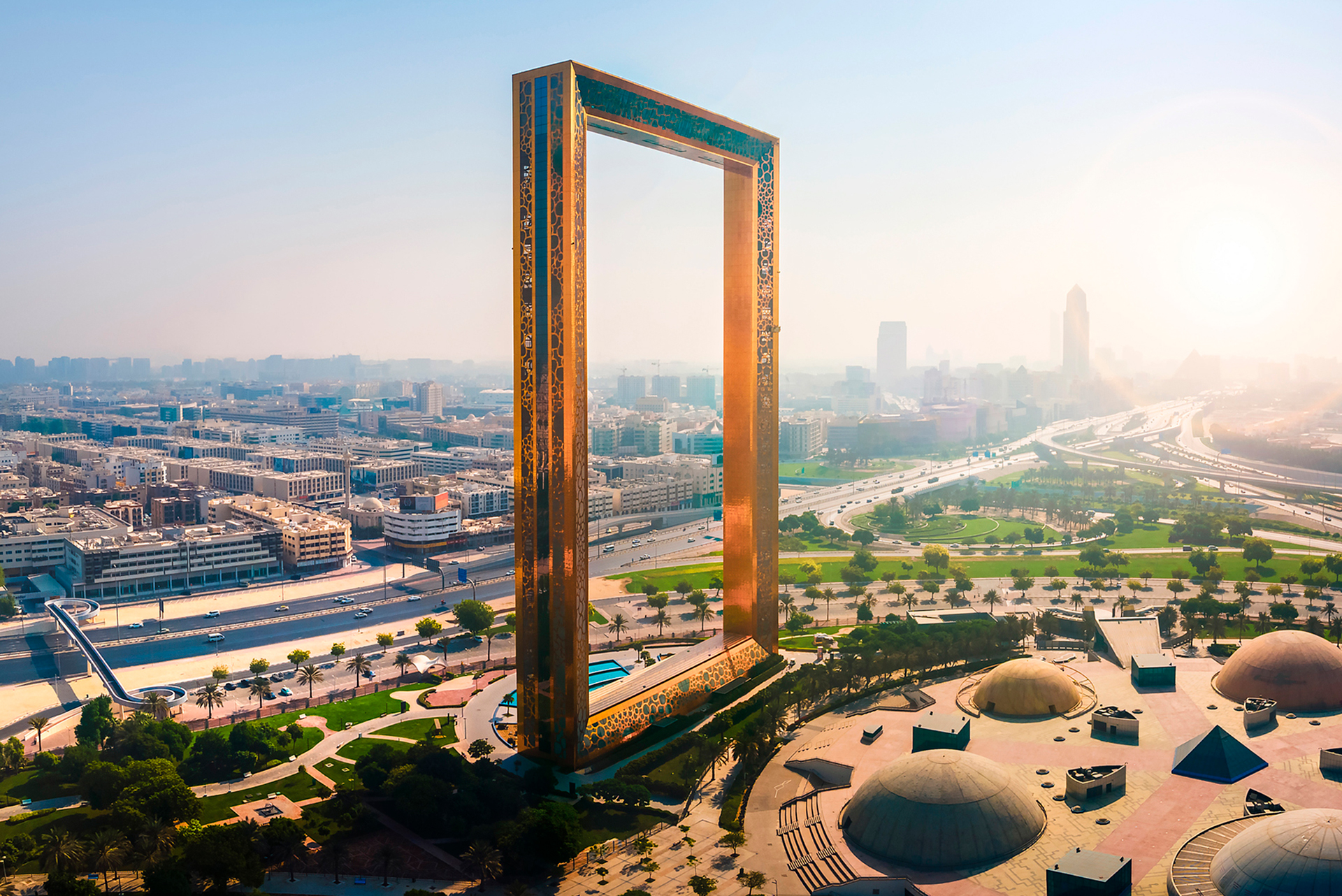 DubaiFrame2